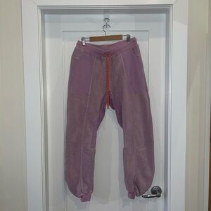 Outdoor Voices Jogger Sweatpants in Mauve - Size M